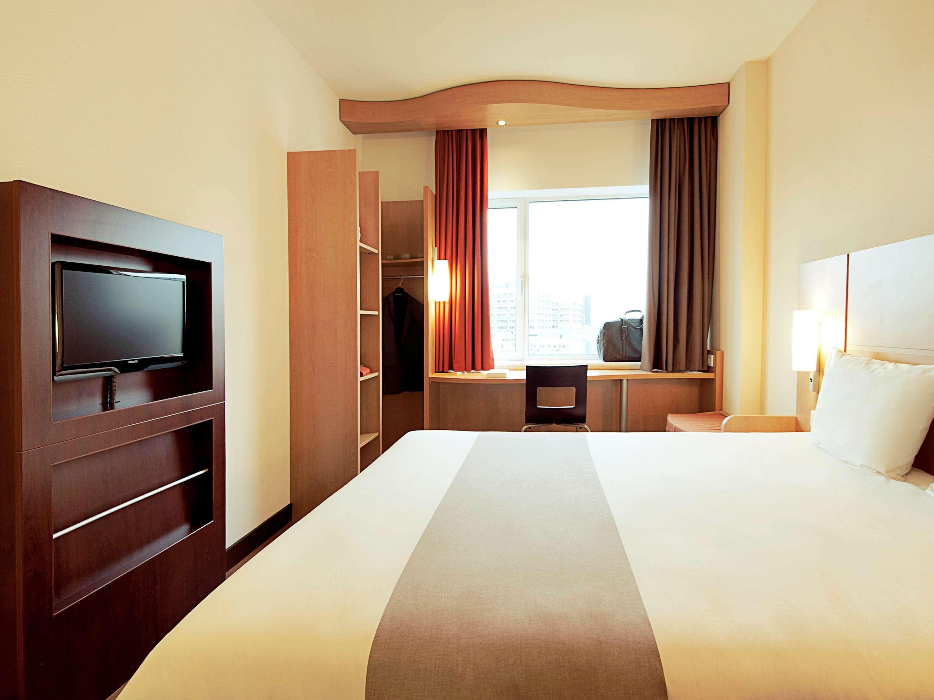 Ibis Baar Zug Exterior photo