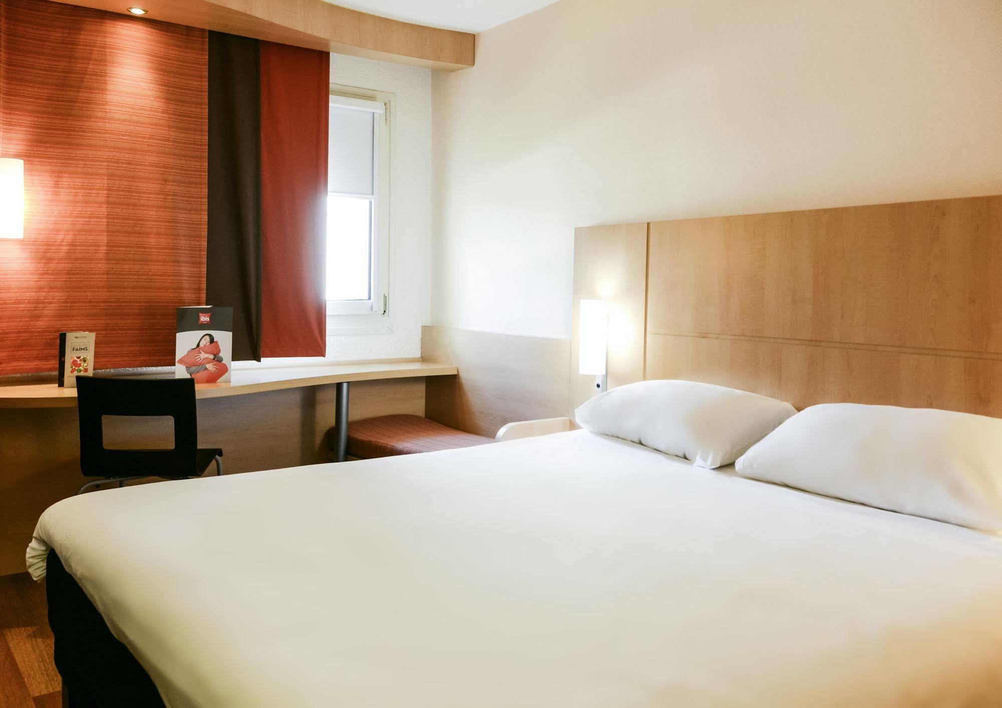 Ibis Baar Zug Exterior photo