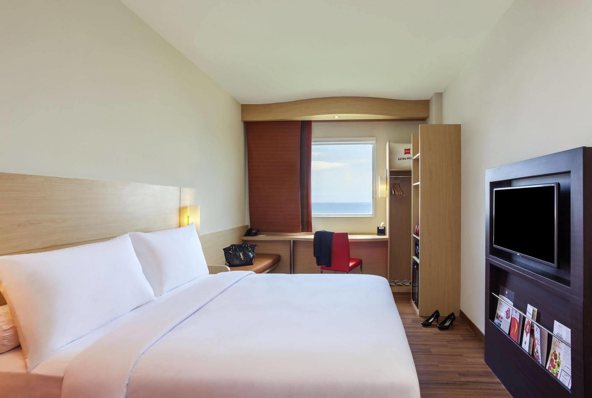 Ibis Baar Zug Exterior photo